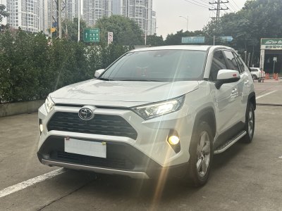 2022年7月 豐田 RAV4 榮放 2.0L CVT兩驅(qū)風(fēng)尚版圖片