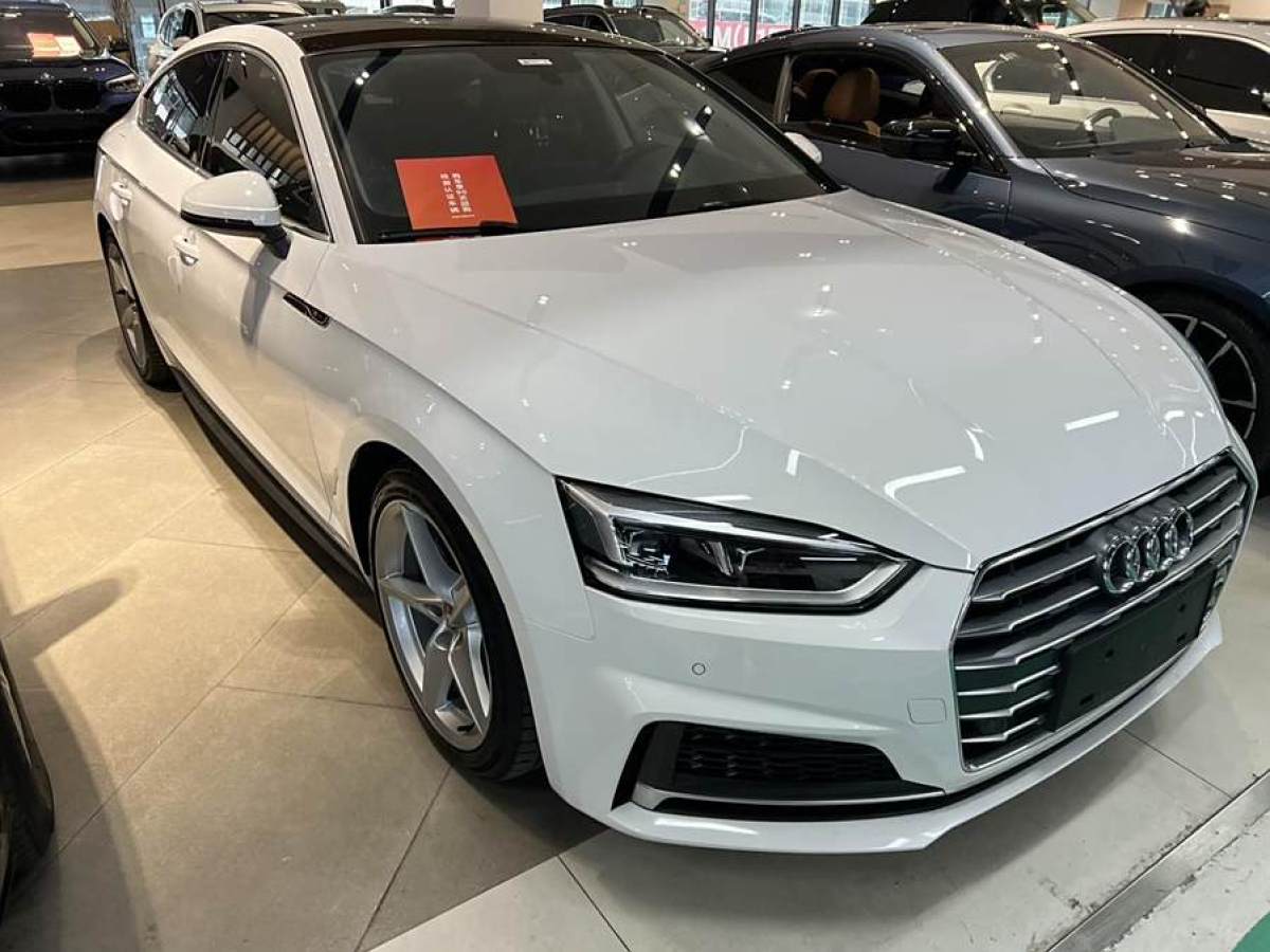 奧迪 奧迪A5  2019款 Sportback 40 TFSI 時(shí)尚型圖片