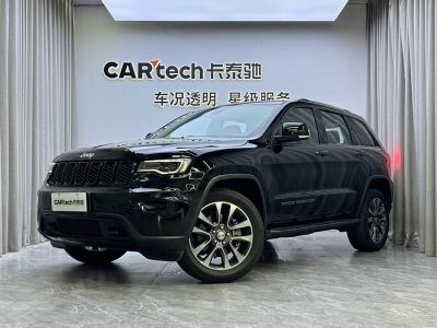 2019年5月 Jeep 大切諾基(進(jìn)口) 3.0L 舒享導(dǎo)航版圖片