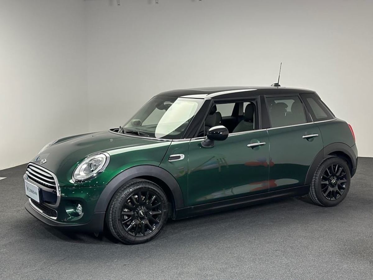 MINI MINI  2015款 1.5T COOPER Excitement 五門版圖片