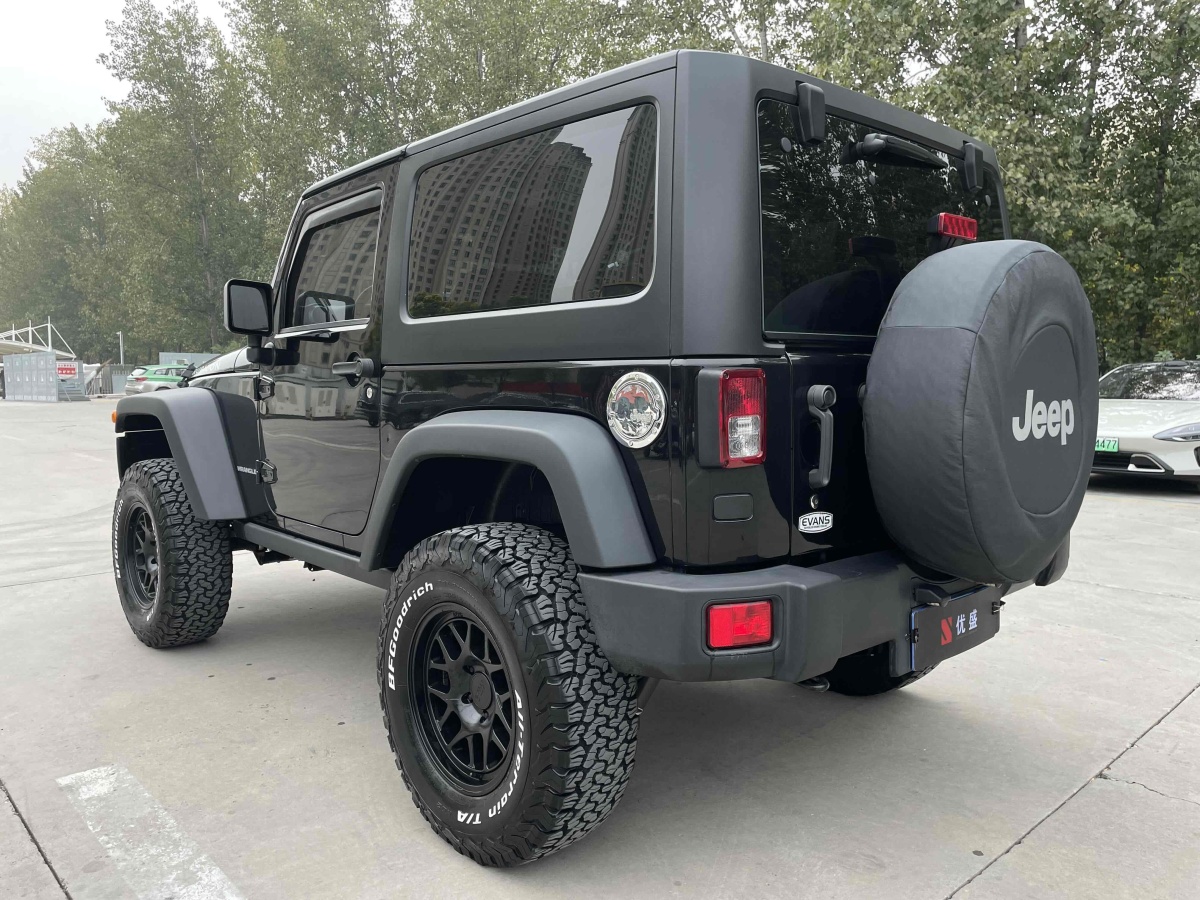 Jeep 牧馬人  2013款 3.6L Rubicon 兩門版圖片