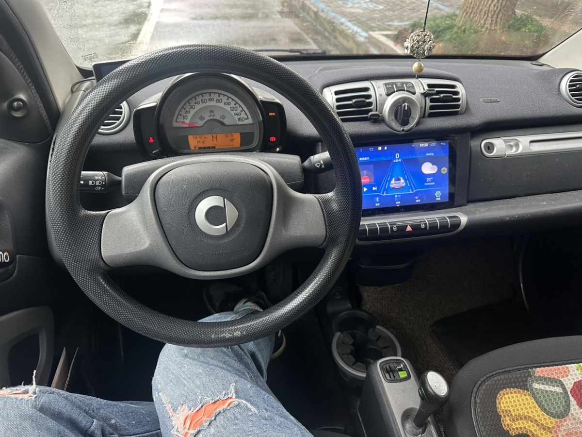 smart fortwo  2014款 1.0 MHD 硬頂新年特別版圖片