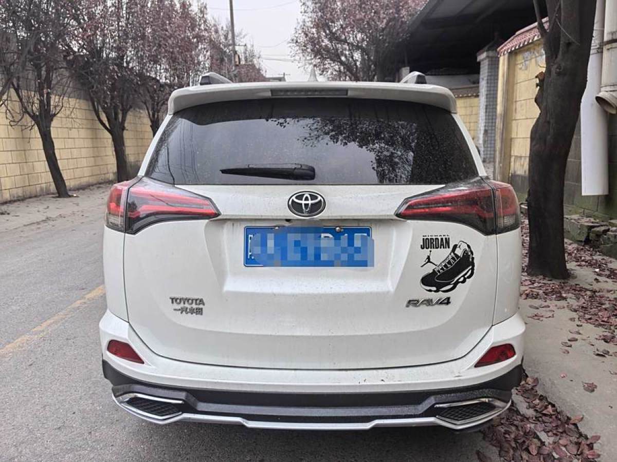 豐田 RAV4榮放  2016款 2.0L CVT兩驅(qū)風(fēng)尚版圖片