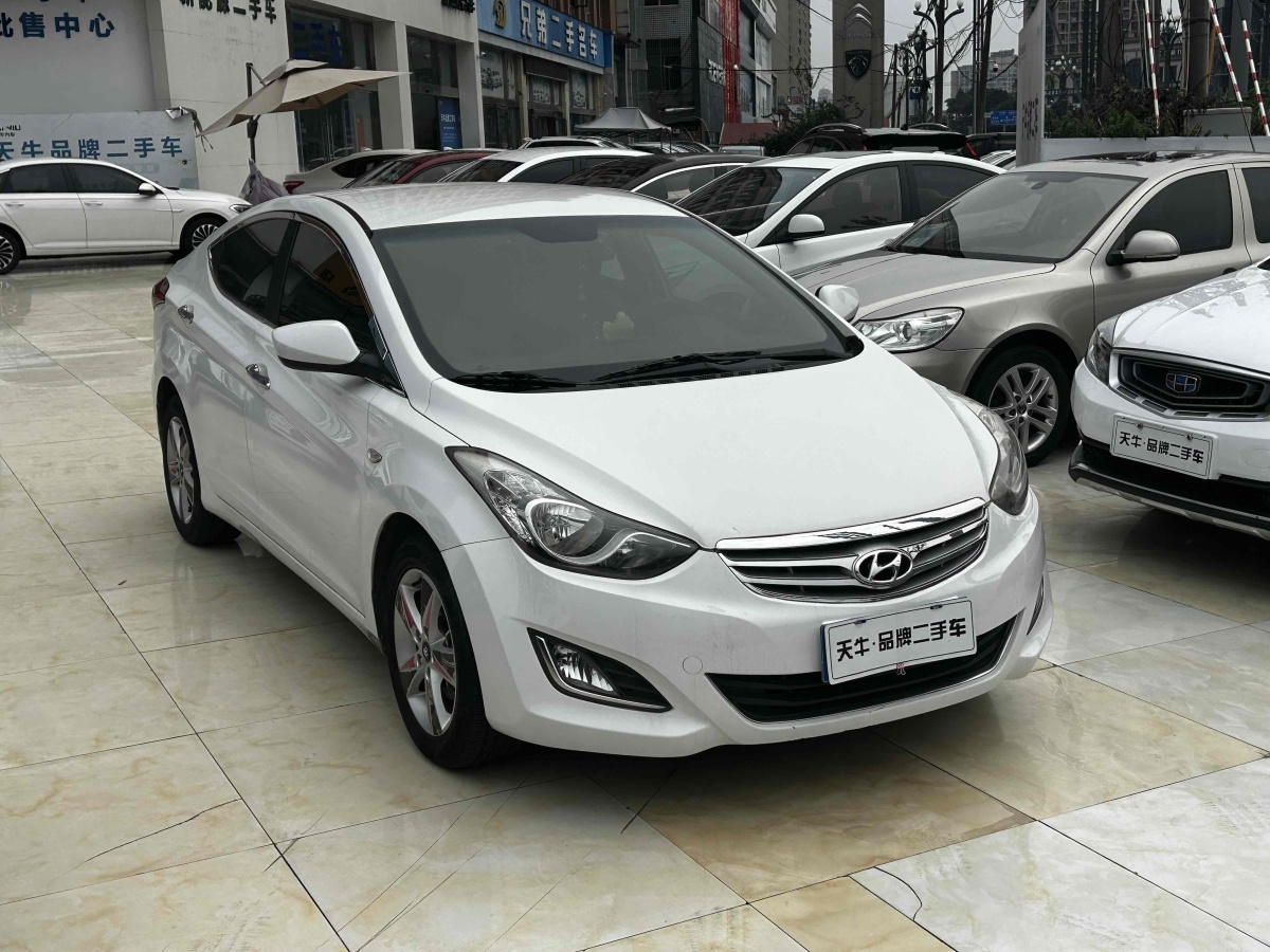 2014年9月現(xiàn)代 朗動  2015款 1.6L 自動時尚型