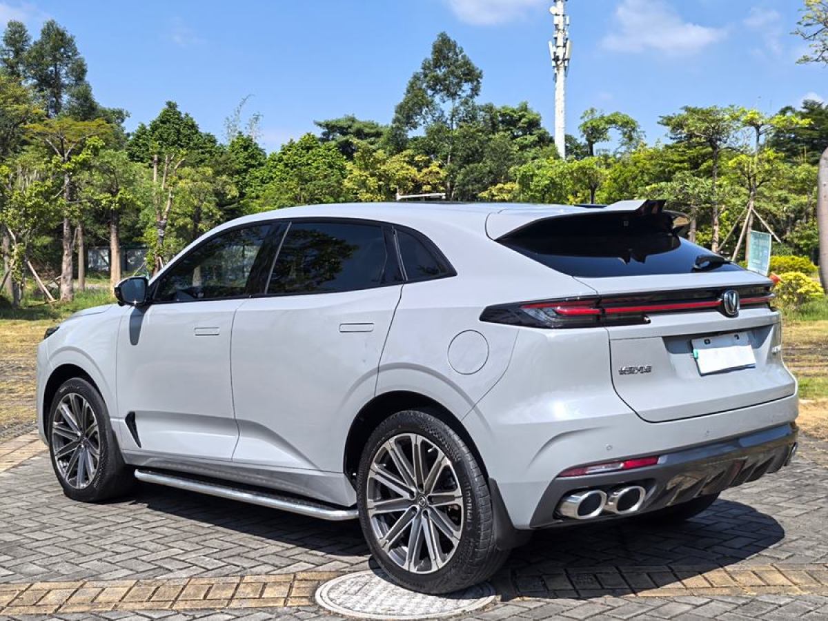 長(zhǎng)安 長(zhǎng)安UNI-K  2021款 2.0T 尊貴型圖片