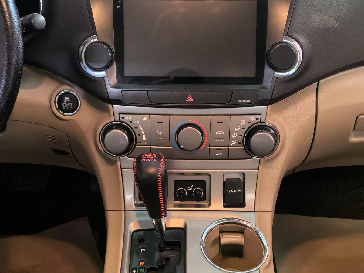 丰田 汉兰达  2012款 2.7L 两驱5座运动版图片
