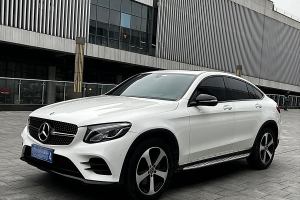 奔驰GLC 奔驰 改款 GLC 300 4MATIC 轿跑SUV