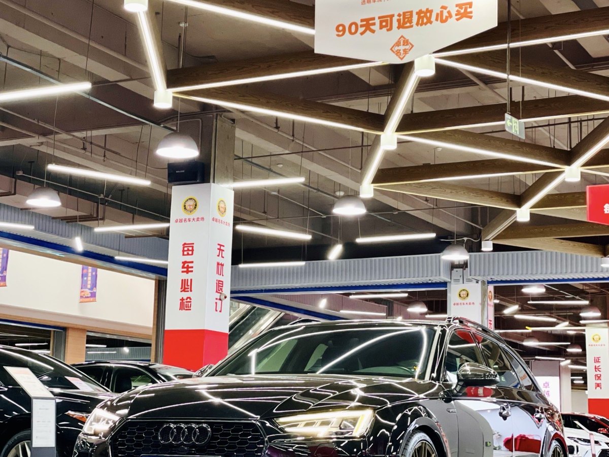 2018年4月奧迪 奧迪A4  2017款 45 TFSI allroad quattro 運(yùn)動(dòng)型