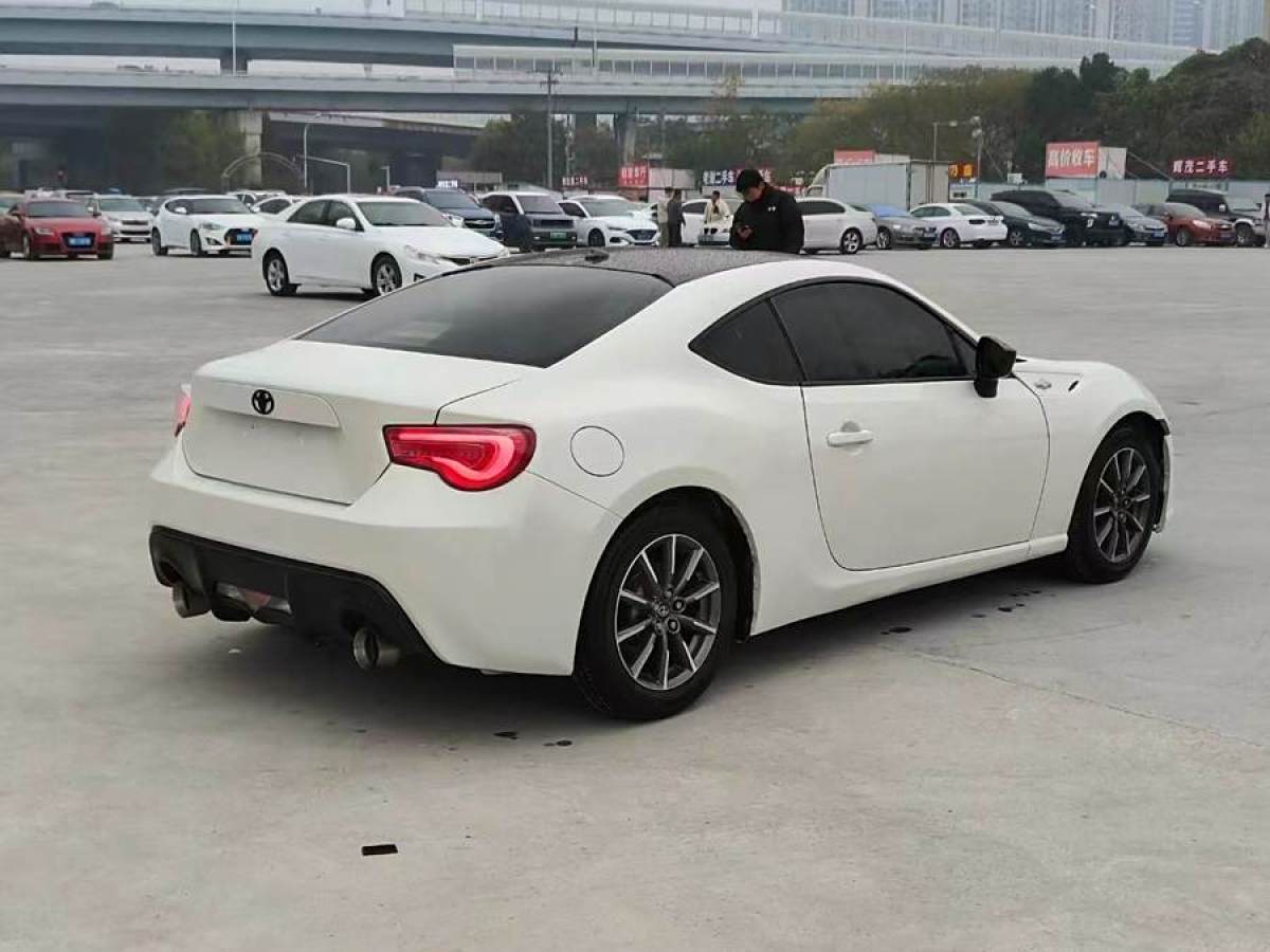 豐田 86  2013款 2.0L 自動豪華型圖片