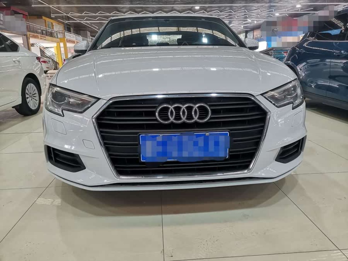 奧迪 奧迪A3  2017款 Limousine 35 TFSI 進(jìn)取型圖片