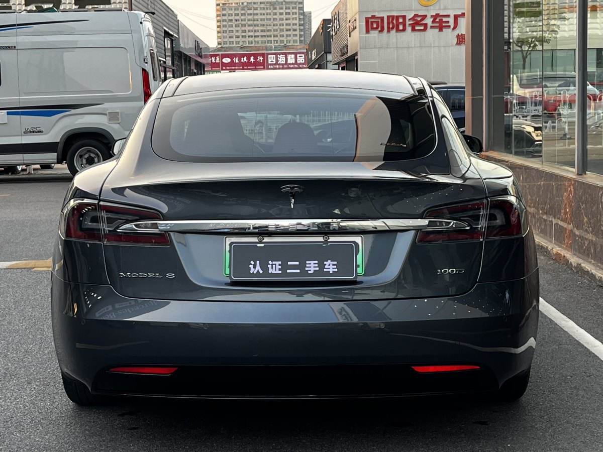 特斯拉 Model S  2017款 Model S 100D 長(zhǎng)續(xù)航版圖片