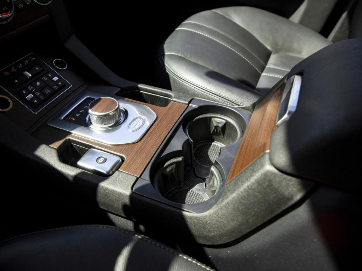 2015年7月路虎 发现  2015款 3.0 V6 SC HSE Luxury