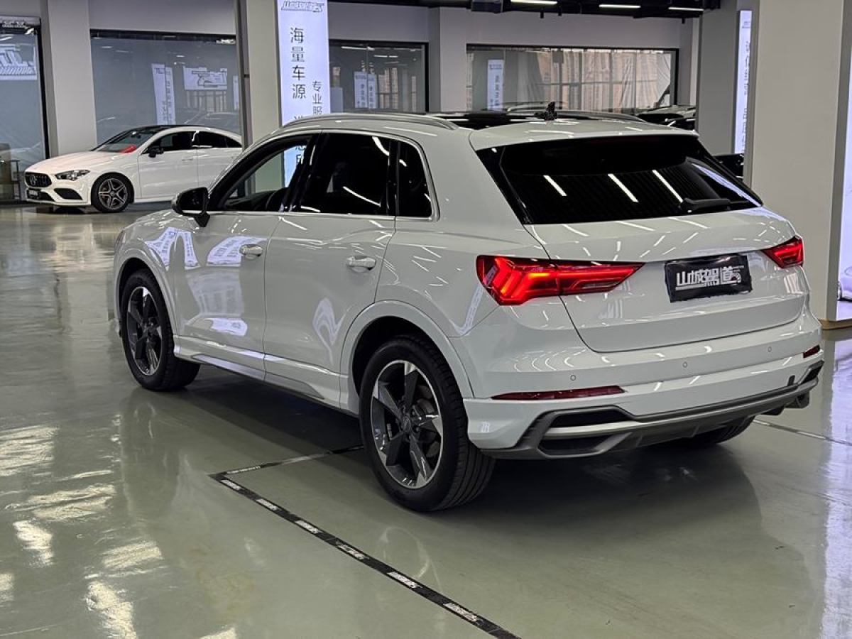 奧迪 奧迪Q3  2019款  35 TFSI 時尚動感型圖片