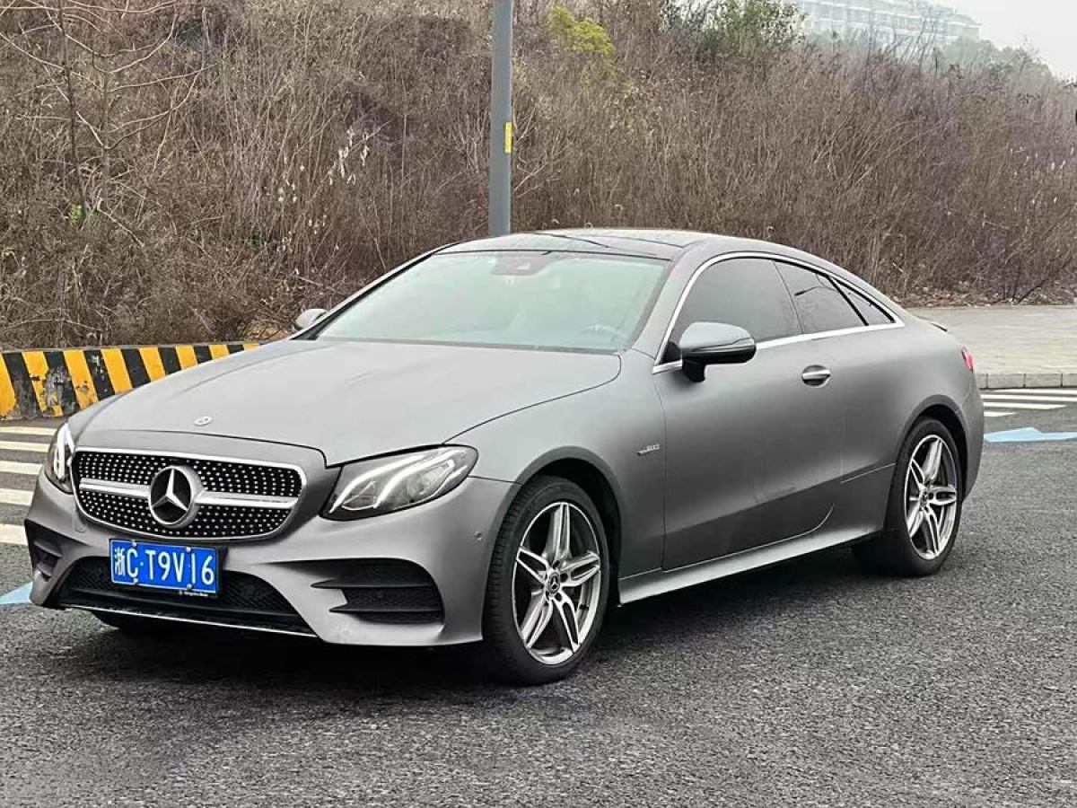 奔馳 奔馳E級  2017款 E 200 4MATIC 轎跑車圖片