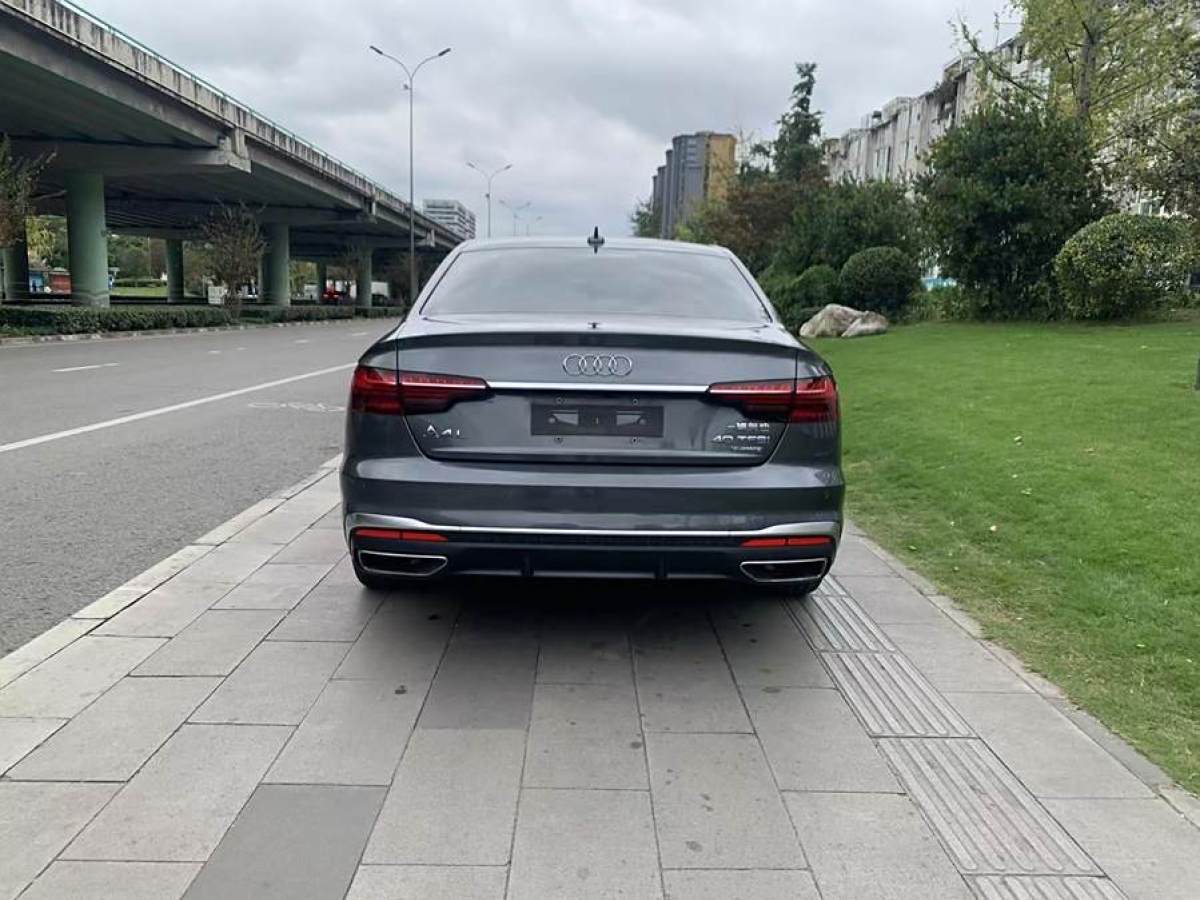 奧迪 奧迪A4L  2020款 40 TFSI 時(shí)尚動(dòng)感型圖片