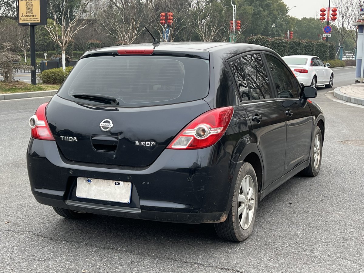 日產(chǎn) 騏達(dá)  2011款 1.6L CVT智能型圖片