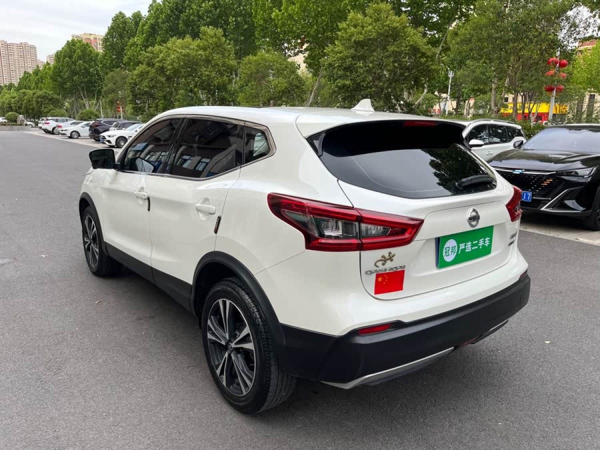日產(chǎn) 逍客  2019款  2.0L CVT豪華版圖片