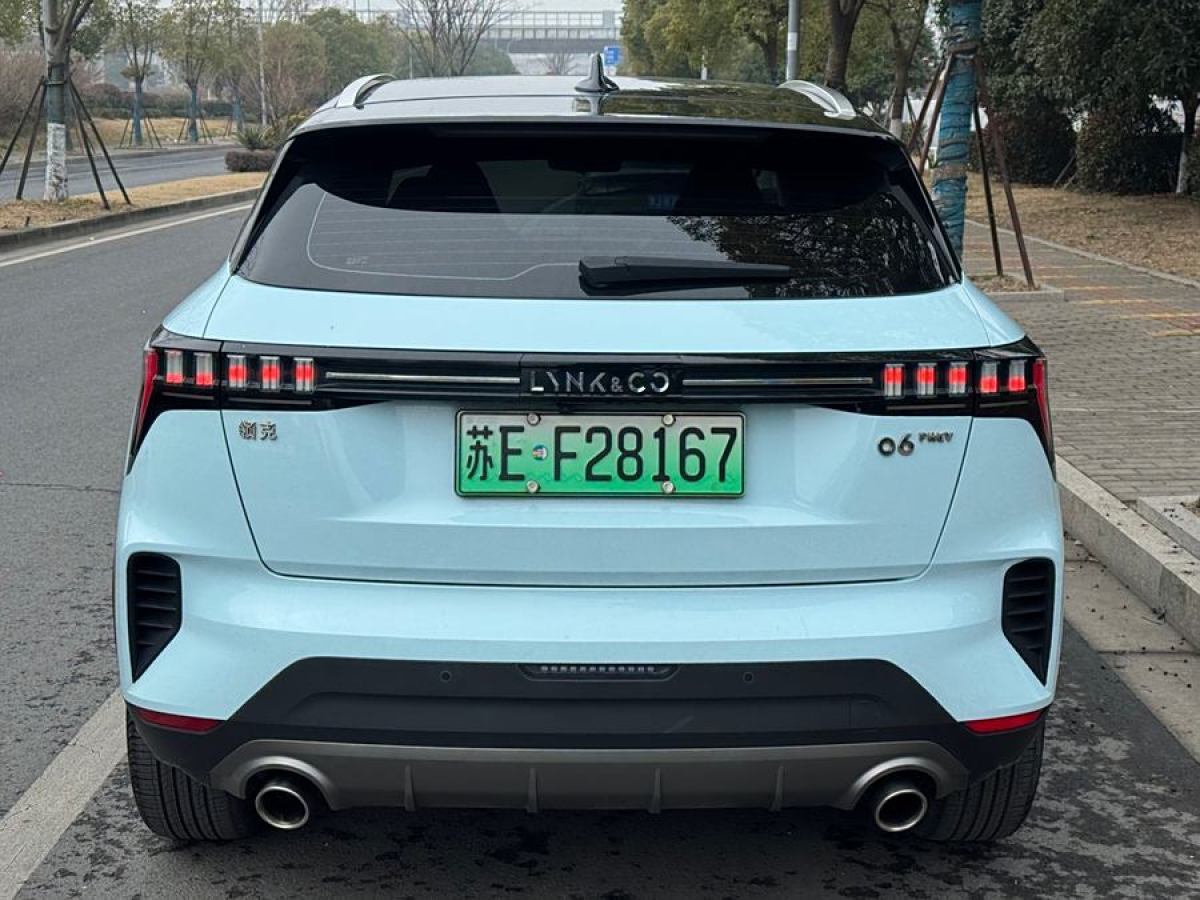 領(lǐng)克 領(lǐng)克06新能源  2022款 PHEV 84KM續(xù)航版 Pro圖片