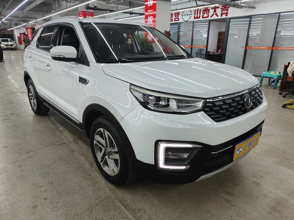 2019年8月長(zhǎng)安 CS55  2019款  1.5T 自動(dòng)炫色型 國(guó)VI