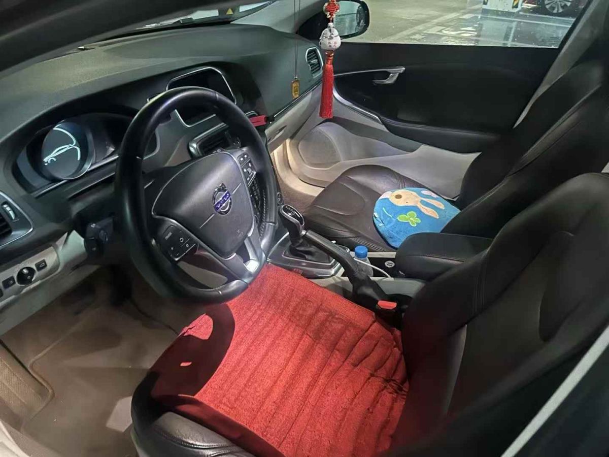 沃爾沃 V40  2014款 2.0T 智尚版圖片