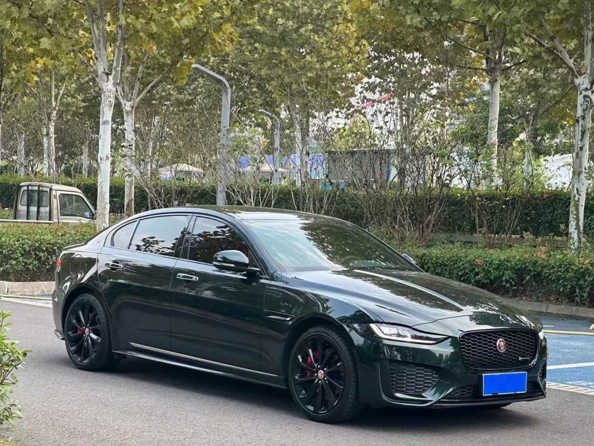 2022年6月捷豹 XE 