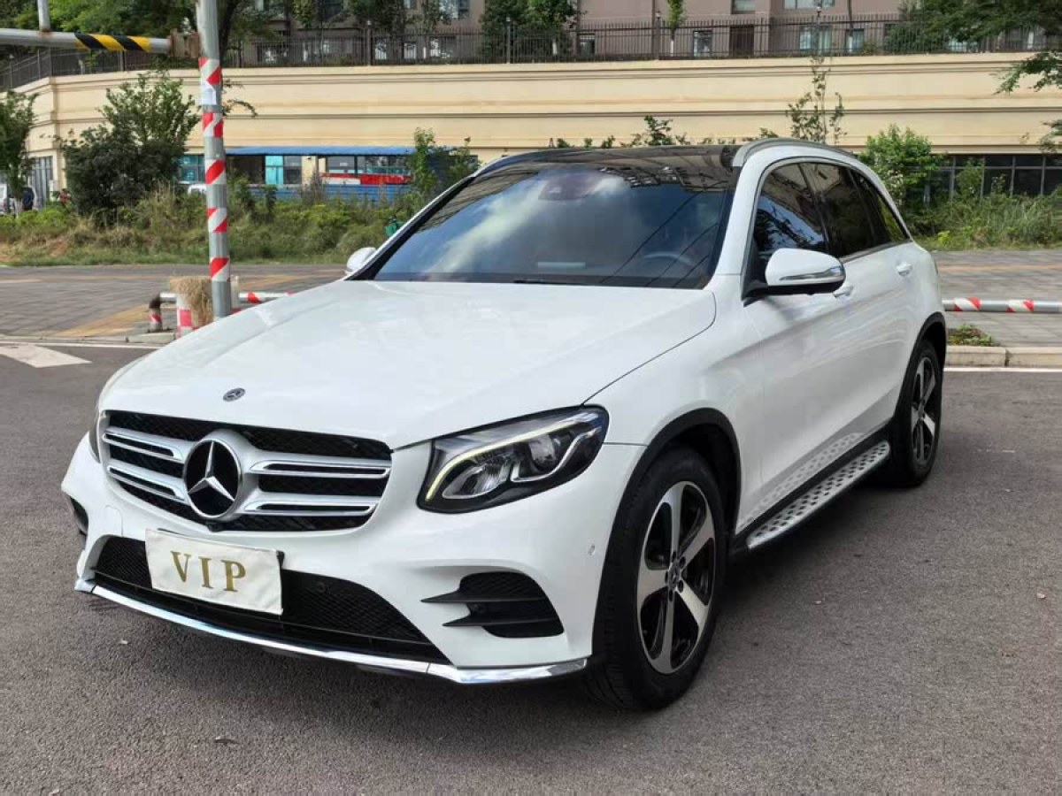 奔馳 奔馳GLC  2018款 改款 GLC 260 4MATIC 豪華型圖片
