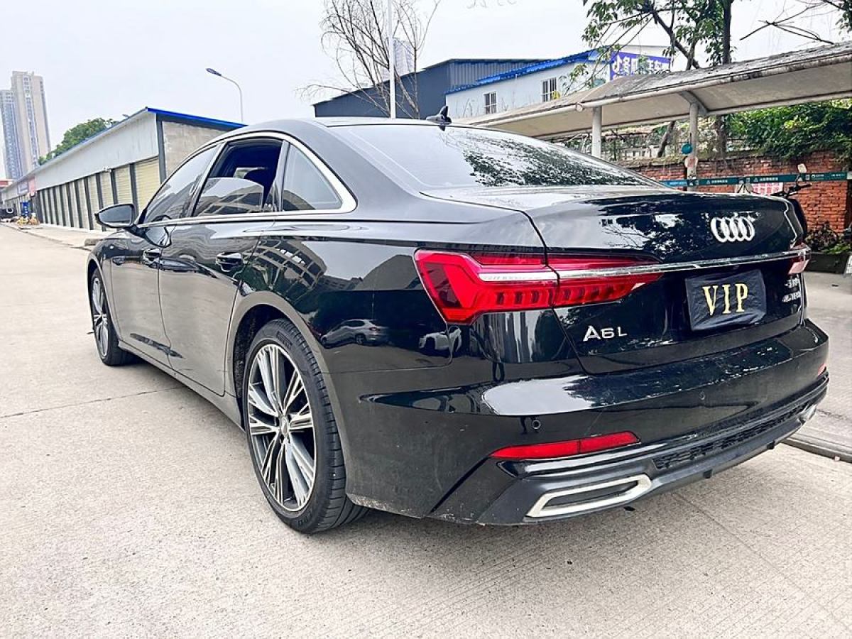 奧迪 奧迪A6L  2022款 45 TFSI 臻選動感型圖片