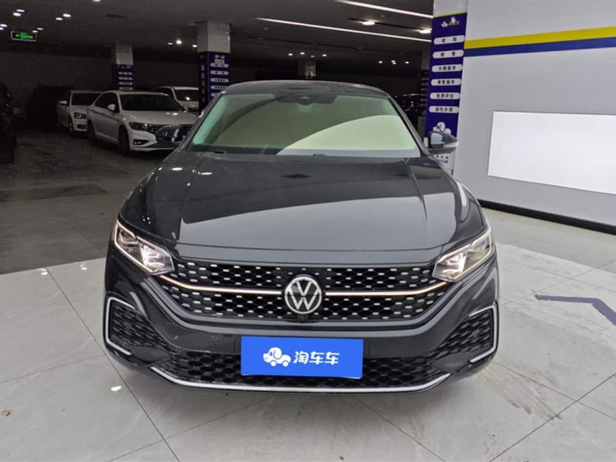 大眾 帕薩特  2023款 改款 330TSI 星空豪華版圖片