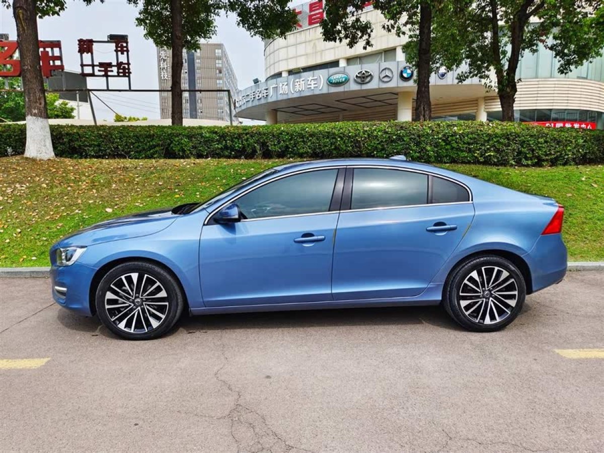 沃爾沃 S60  2017款 L 2.0T T4 智遠(yuǎn)版圖片
