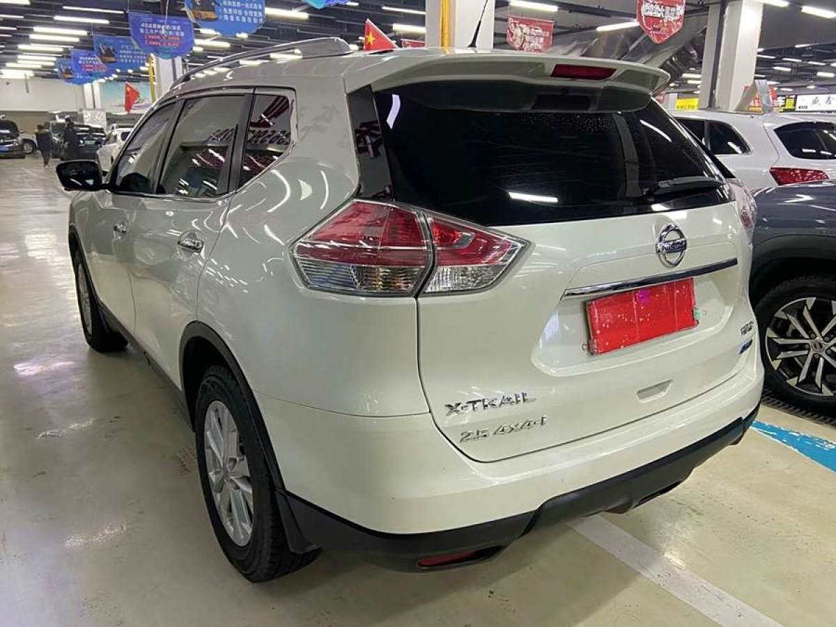 日產(chǎn) 奇駿  2014款 2.5L CVT豪華版 4WD圖片