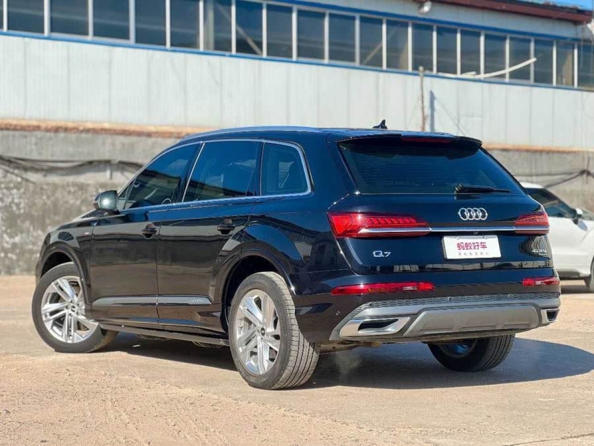 奧迪 奧迪Q7  2023款 45 TFSI quattro S line運動型圖片
