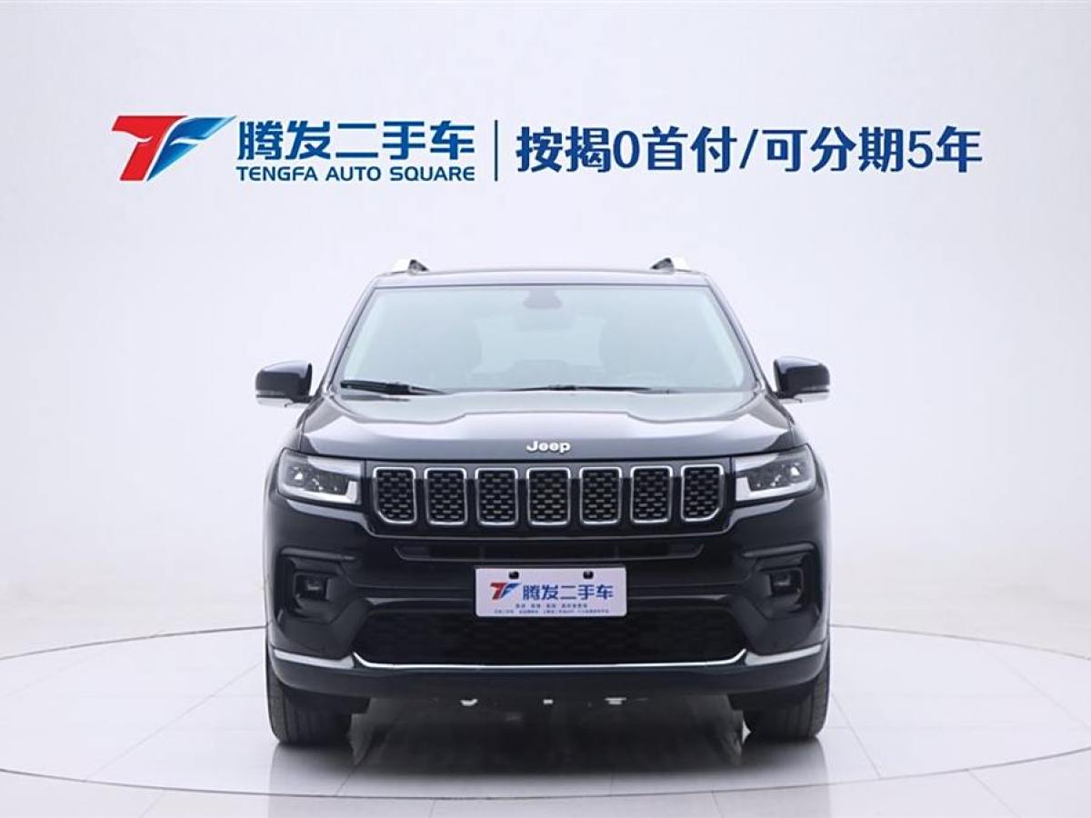 Jeep 大指揮官  2022款 2.0T 四驅(qū)豪華版圖片