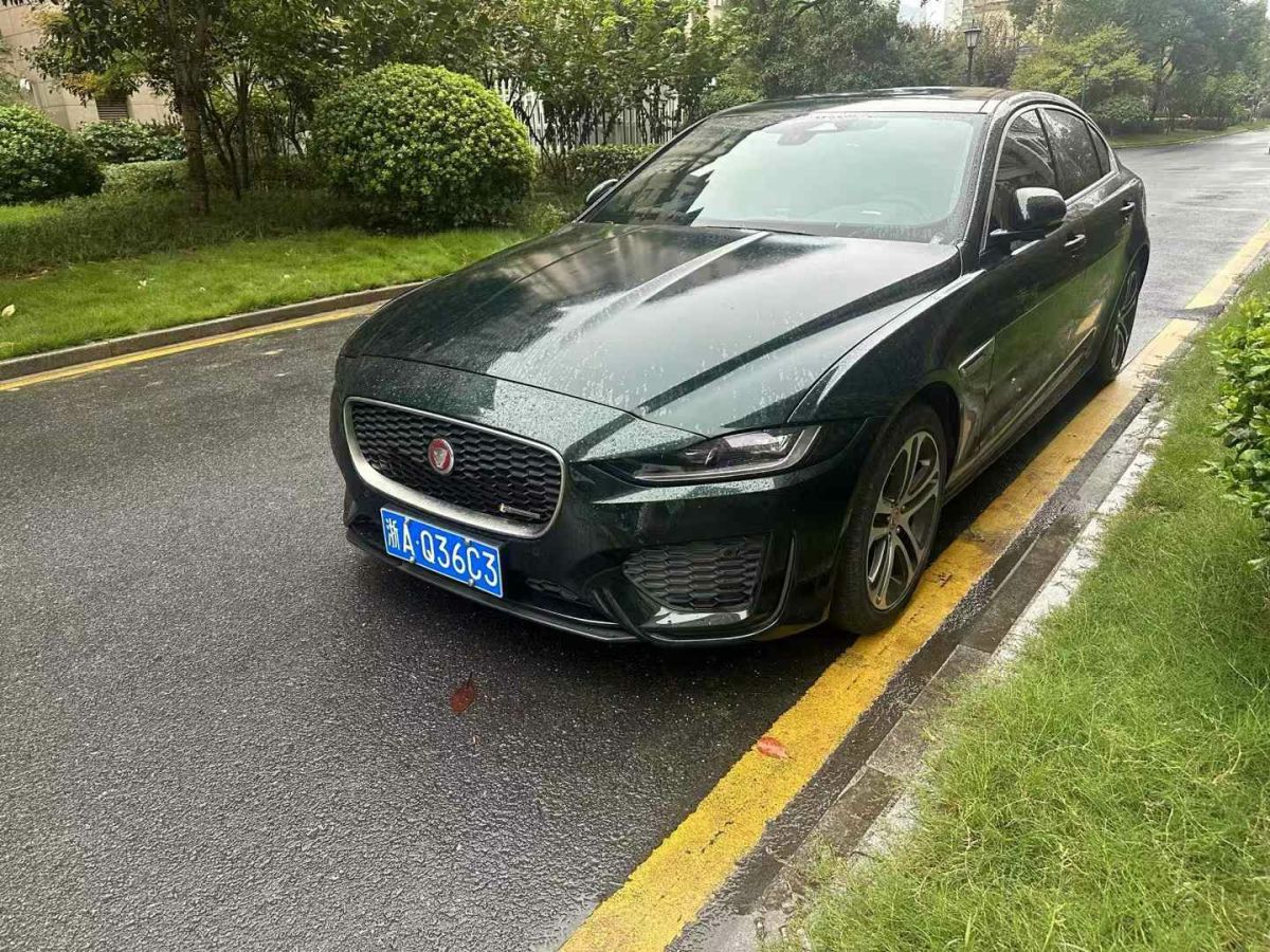 2022年11月捷豹 XE 