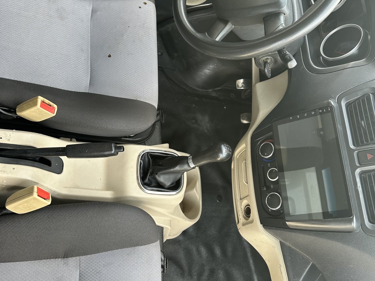 长安轻型车 睿行M80  2018款 1.5L舒适型厢货平顶背掀门4G15S图片