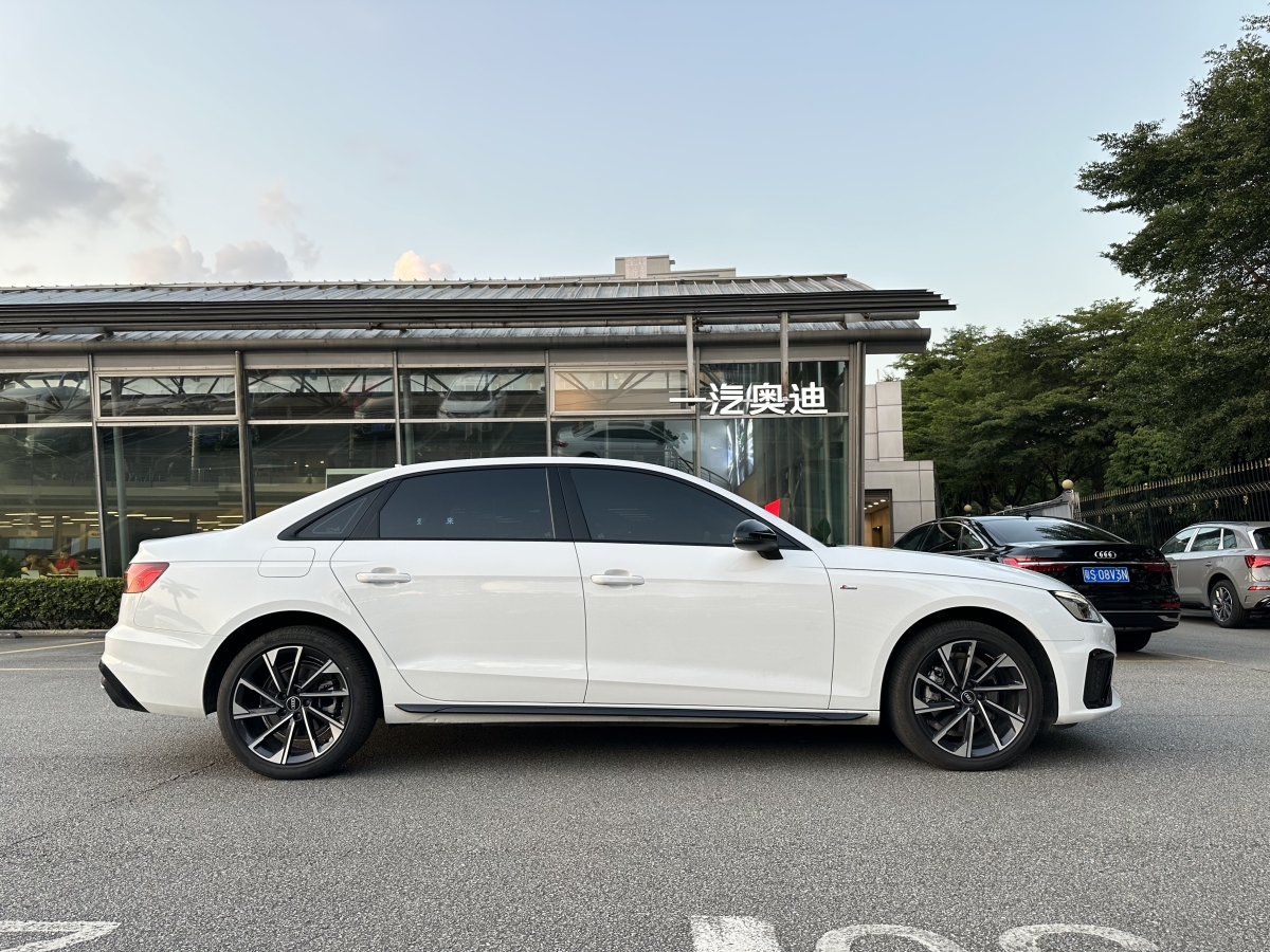 2023年9月奧迪 奧迪A4L  2023款 40 TFSI 豪華動感型