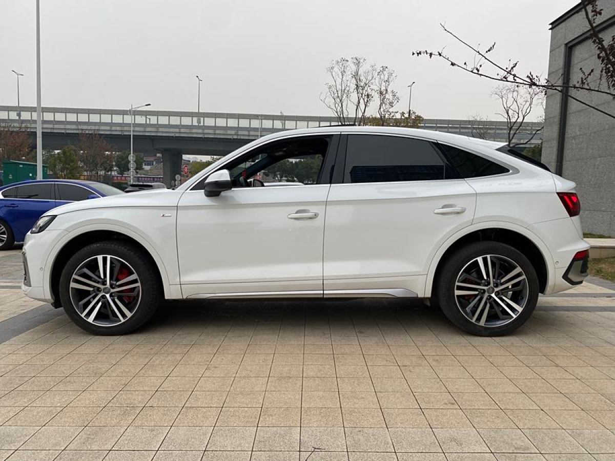 奧迪 奧迪Q5L Sportback  2022款 改款 40 TFSI 豪華型圖片