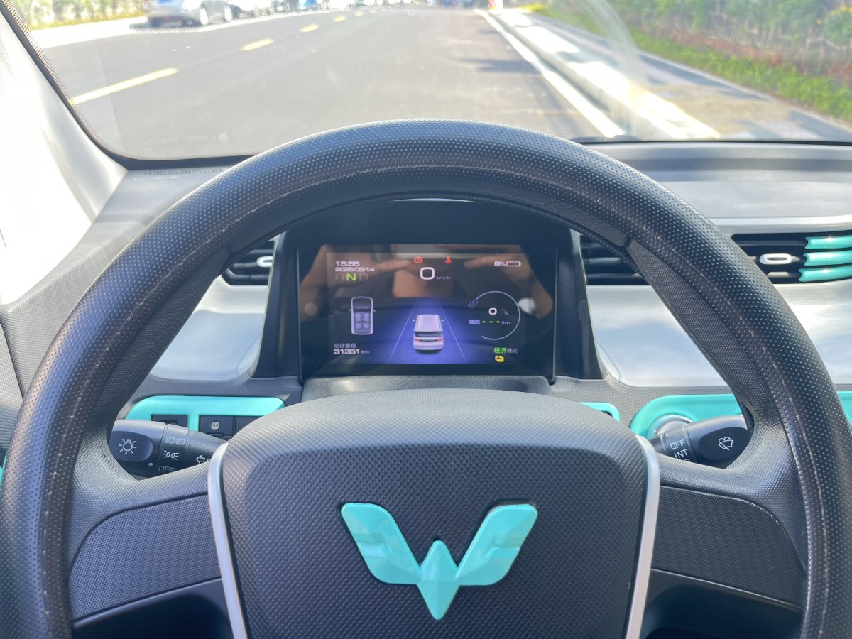 2021年6月五菱 宏光MINIEV  2021款 馬卡龍時尚款 三元鋰