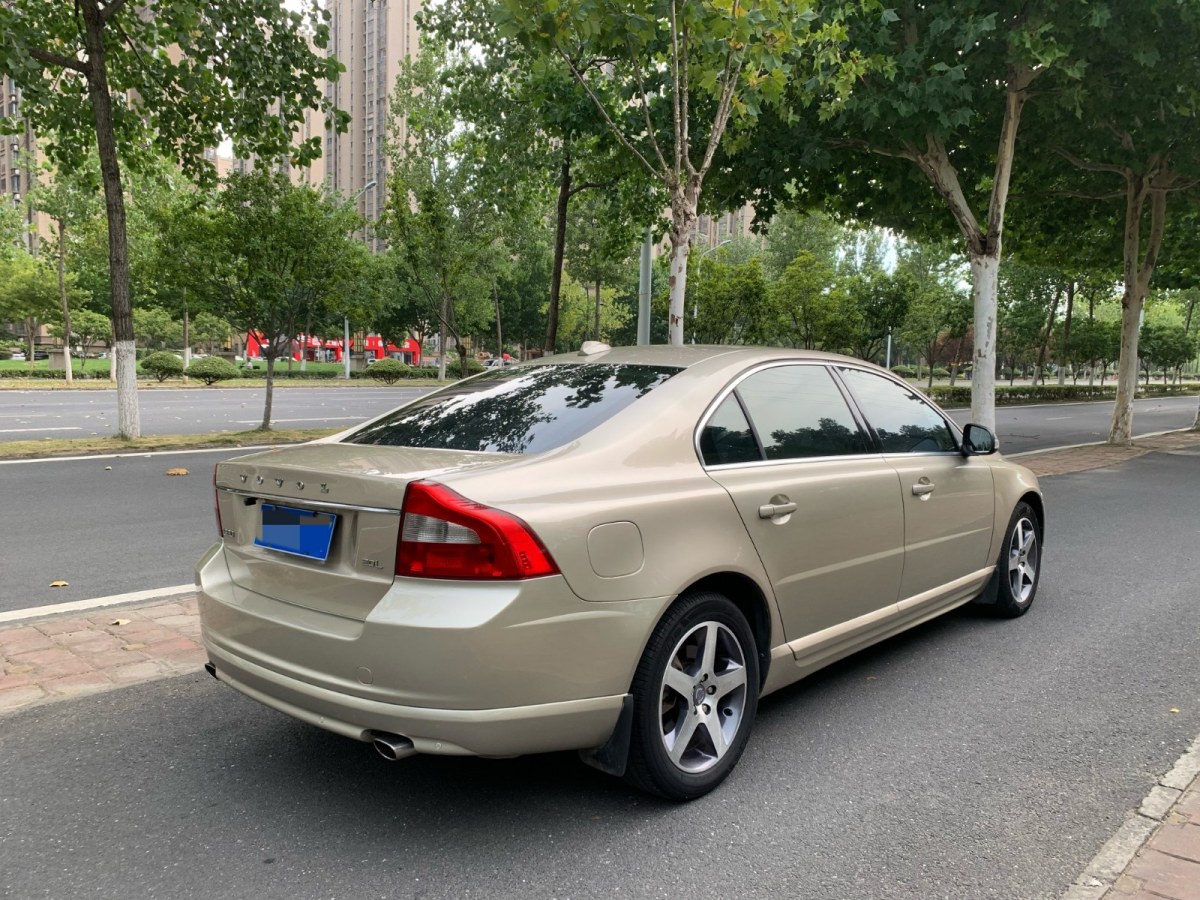 沃尔沃 S80L  2011款 2.0T 智雅版图片