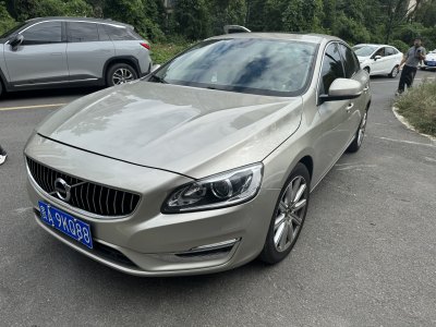 2019年10月 沃爾沃 S60(進(jìn)口) 2.0T T5 個性運(yùn)動版(改款)圖片