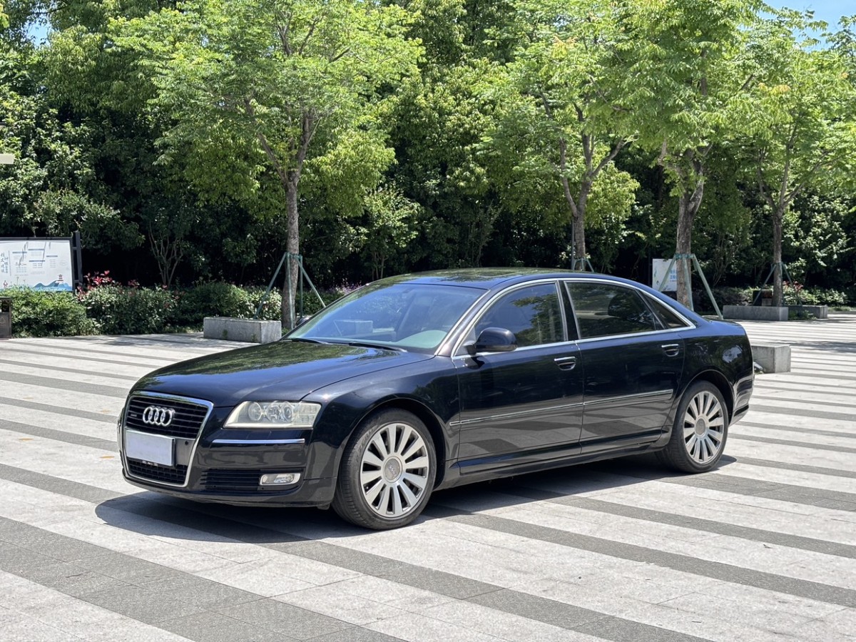 2008年8月奧迪 奧迪A8  2008款 A8L 6.0 W12至尊旗艦型