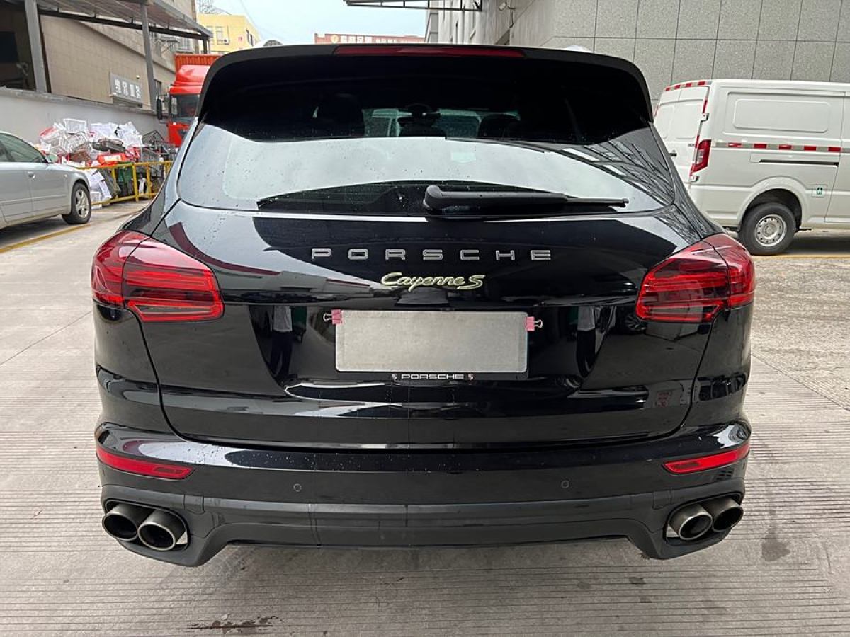 2017年3月保時捷 Cayenne新能源  2016款 Cayenne S E-Hybrid 3.0T