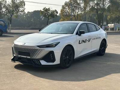 2023年9月 長(zhǎng)安 長(zhǎng)安UNI-V 1.5T 尊貴型圖片