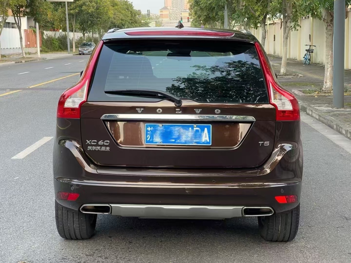 沃爾沃 XC60  2017款 T5 智進(jìn)升級(jí)版圖片