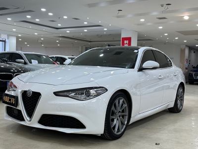 2019年10月 阿爾法·羅密歐 Giulia 2.0T 200HP 精英版圖片