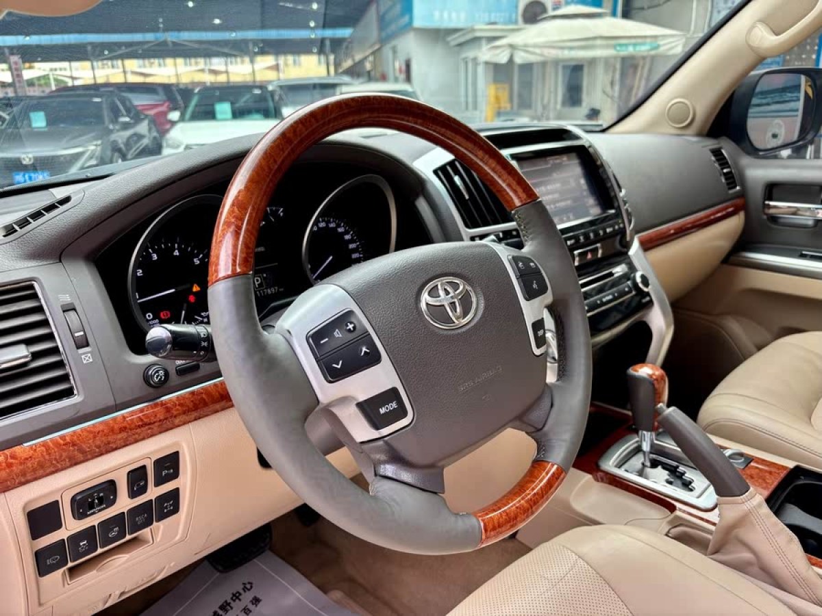 豐田 蘭德酷路澤  2012款 4.6L 自動(dòng)VX-R圖片