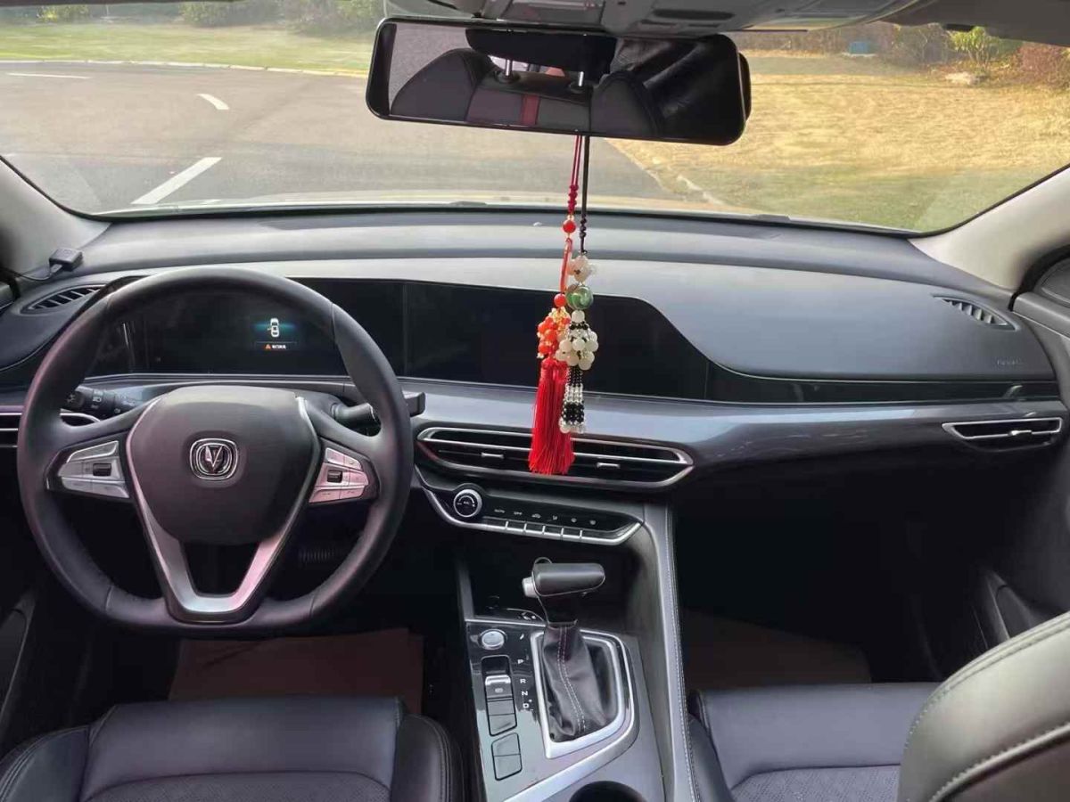 長(zhǎng)安 逸動(dòng)  2020款 PLUS 百萬(wàn)版 1.6L GDI CVT精英型圖片