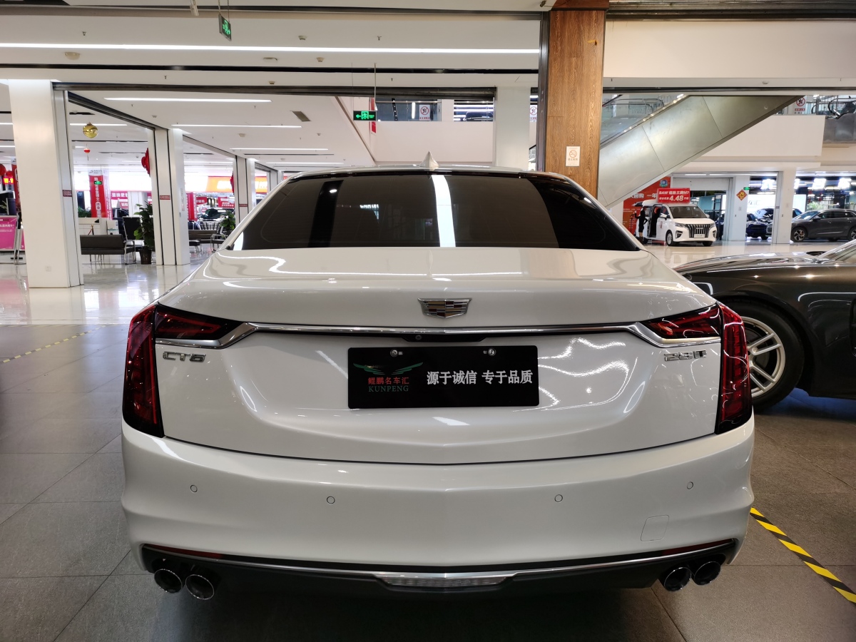 凱迪拉克 CT6  2019款 28T 豪華型圖片