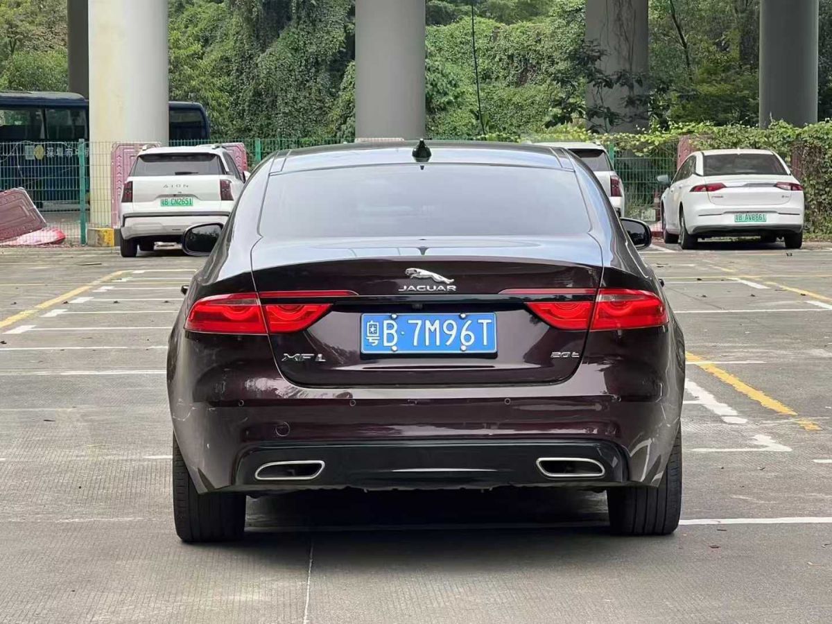 捷豹 XFL  2021款 XFL 2.0T P200 兩驅(qū)精英豪華版圖片