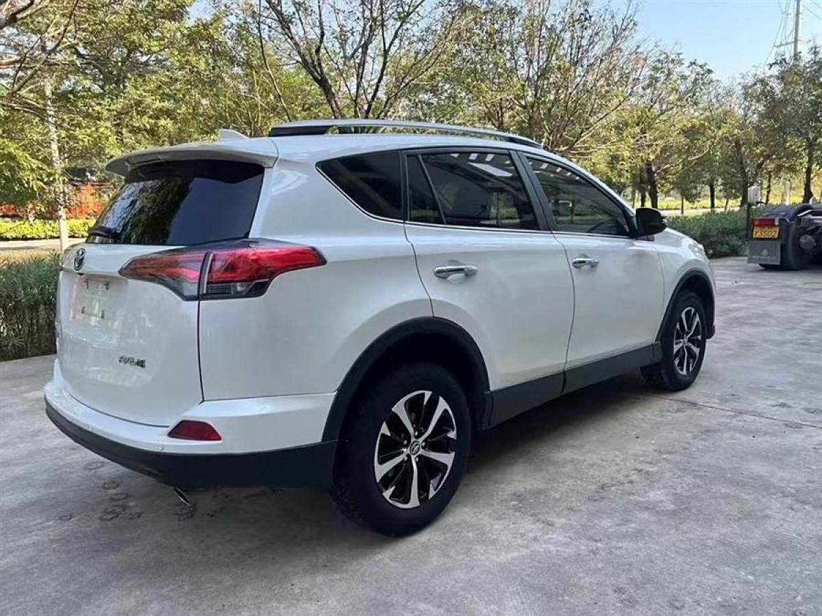 豐田 RAV4榮放  2019款  2.0L CVT兩驅(qū)風(fēng)尚版 國VI圖片