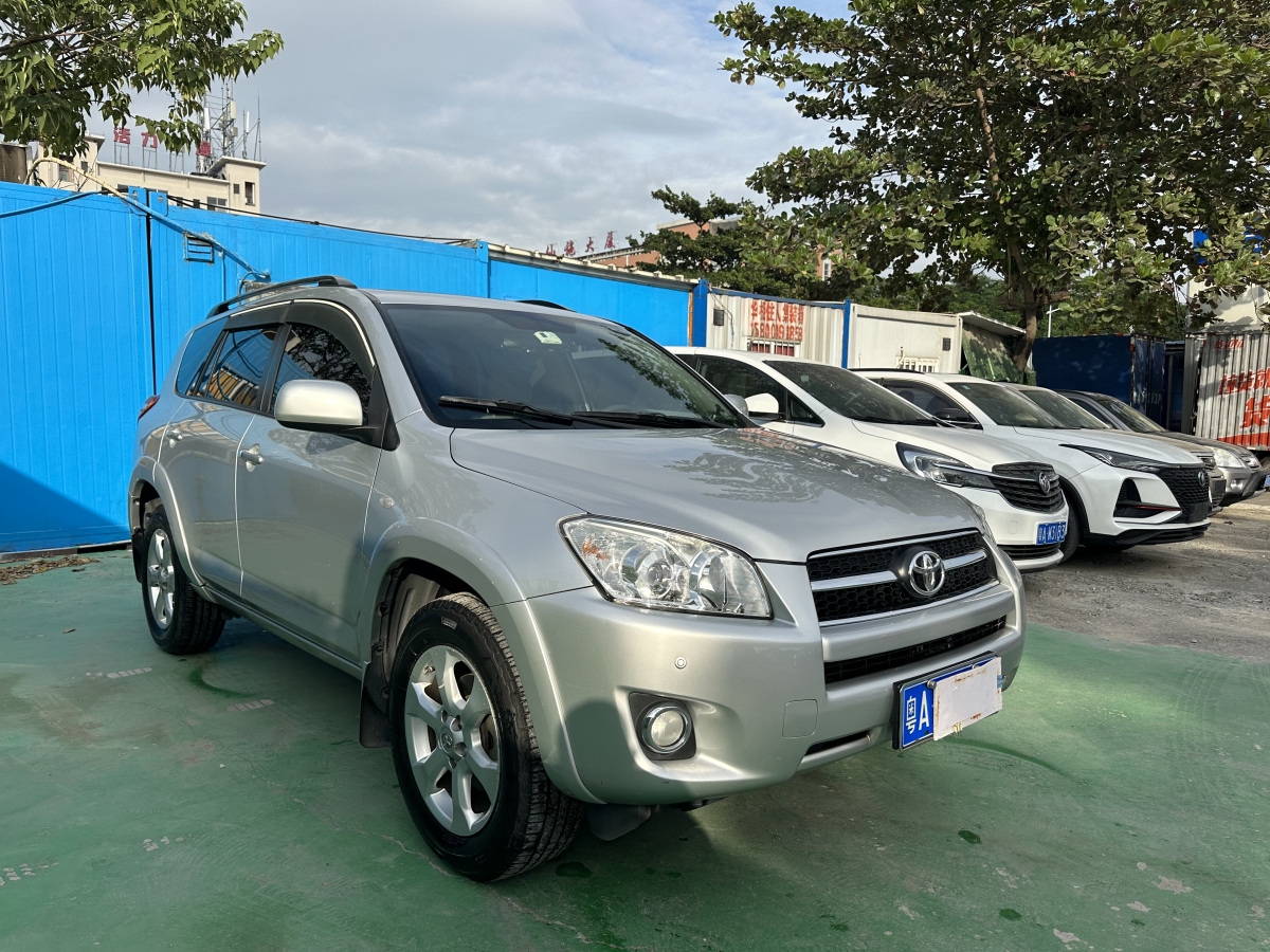 2011年2月豐田 RAV4榮放  2009款 2.4L 自動(dòng)豪華版